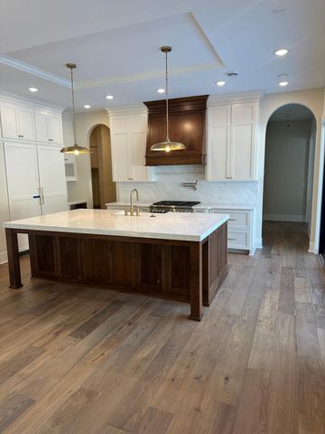 6205 Hillside Road, Edina, MN 55436