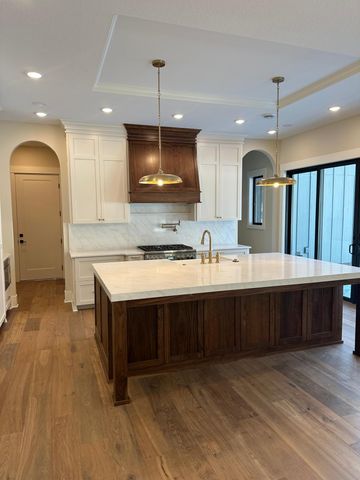 6205 Hillside Road, Edina, MN 55436