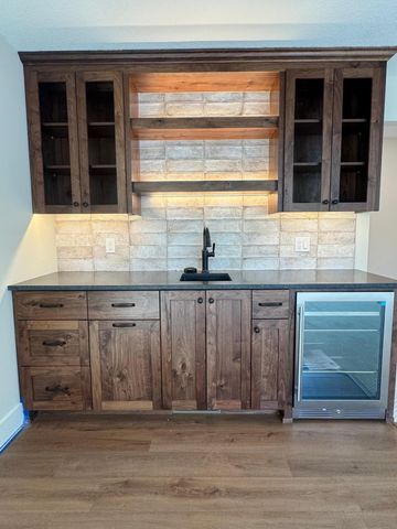 6205 Hillside Road, Edina, MN 55436