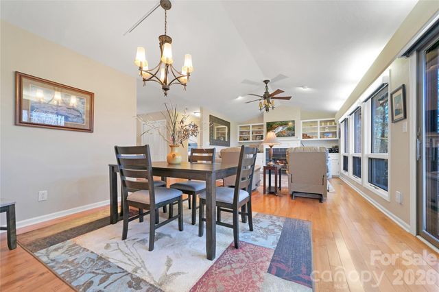 59 Agaliha Lane, Brevard, NC 28712