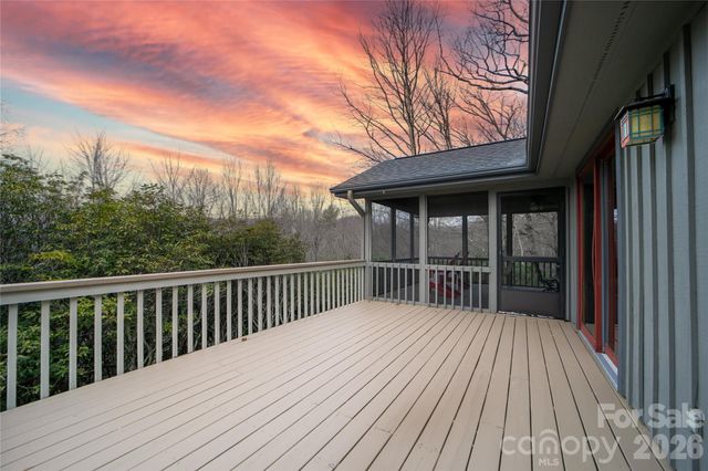 59 Agaliha Lane, Brevard, NC 28712