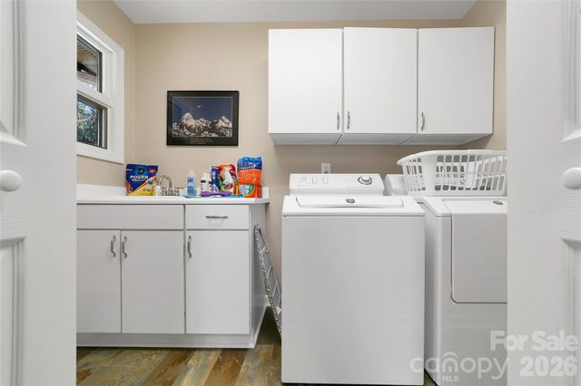 59 Agaliha Lane, Brevard, NC 28712