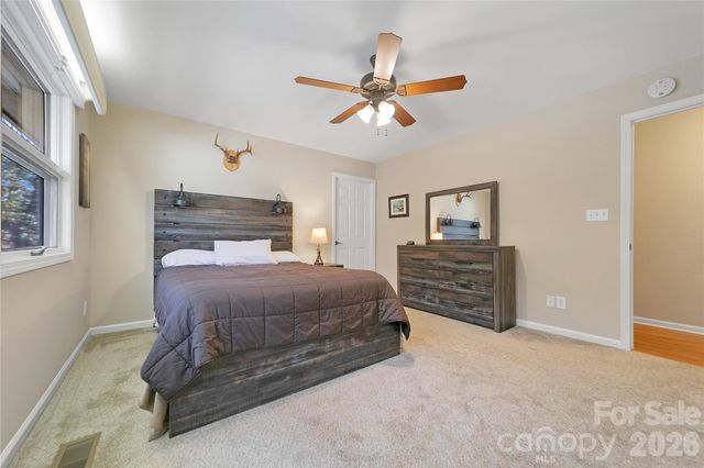 59 Agaliha Lane, Brevard, NC 28712