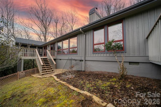 59 Agaliha Lane, Brevard, NC 28712