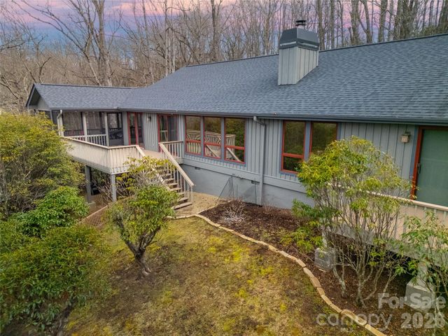 59 Agaliha Lane, Brevard, NC 28712