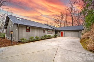 59 Agaliha Lane, Brevard, NC 28712