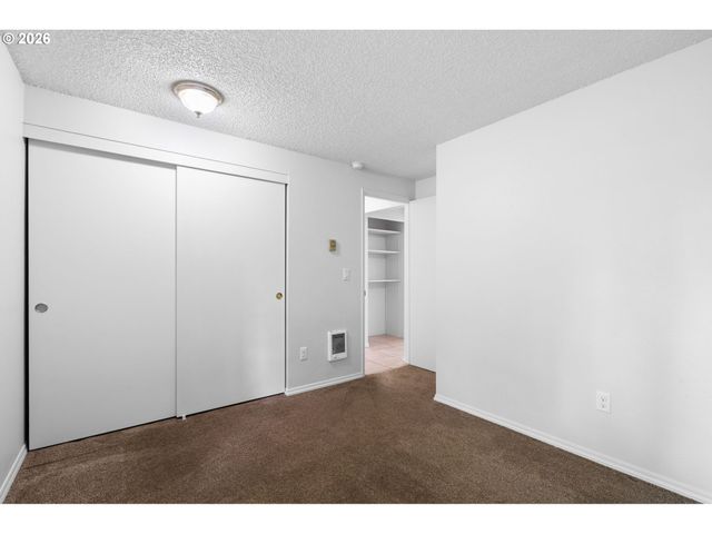 823 Ne 132ND Ave, Vancouver, WA 98684