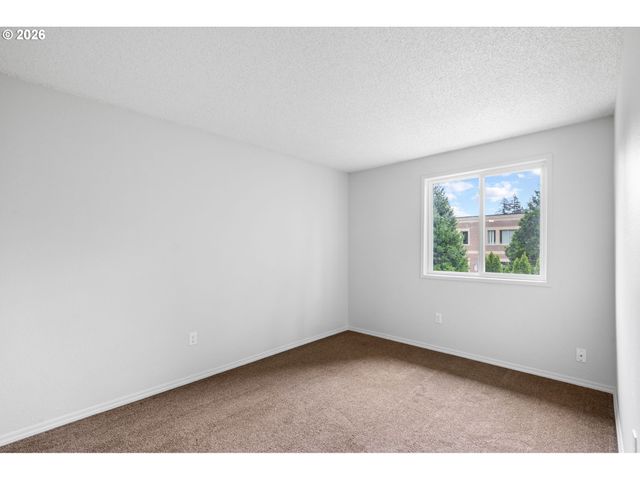823 Ne 132ND Ave, Vancouver, WA 98684