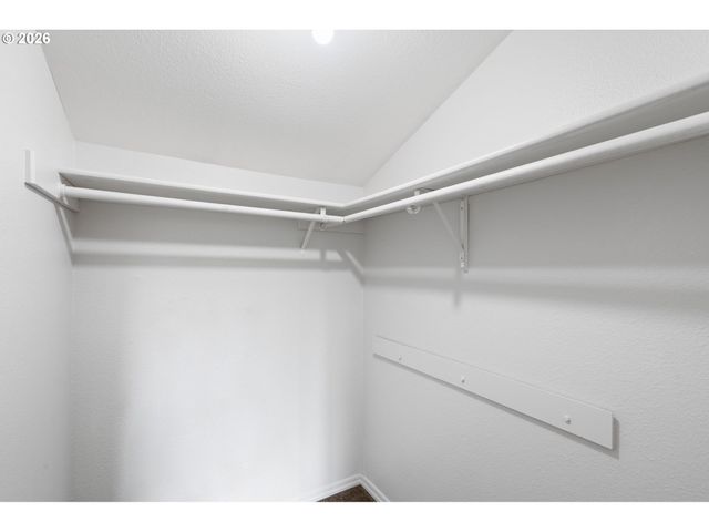 823 Ne 132ND Ave, Vancouver, WA 98684