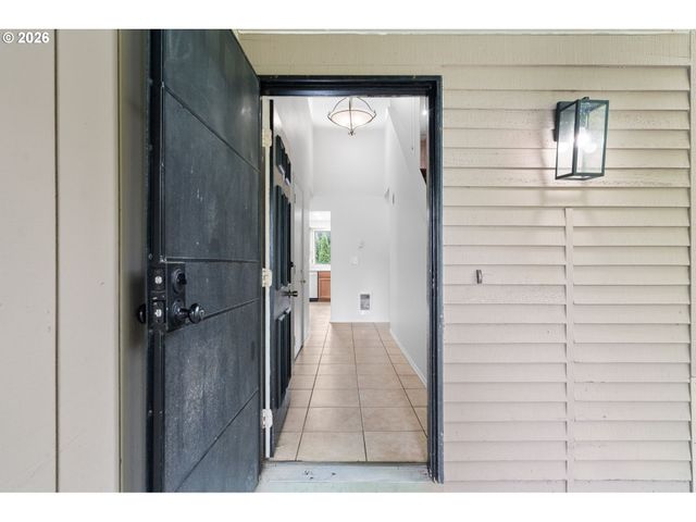 823 Ne 132ND Ave, Vancouver, WA 98684