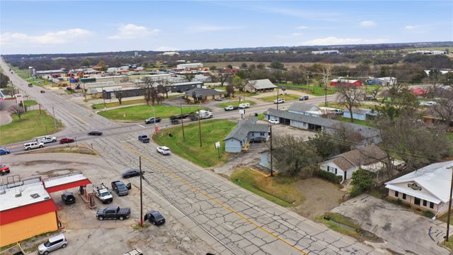 1102 Washington Street, Stephenville, TX 76401
