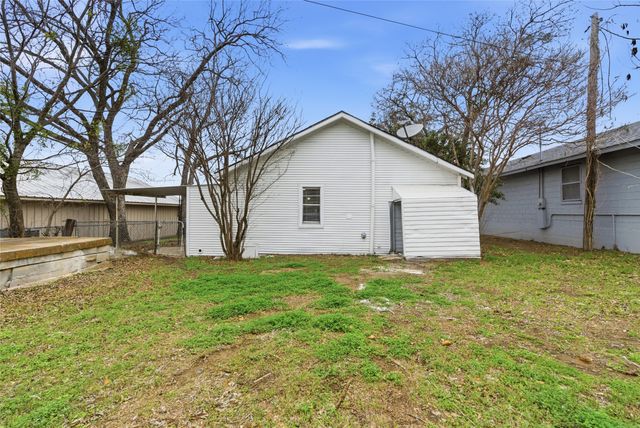 1102 Washington Street, Stephenville, TX 76401