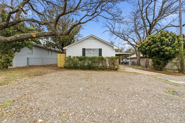 1102 Washington Street, Stephenville, TX 76401