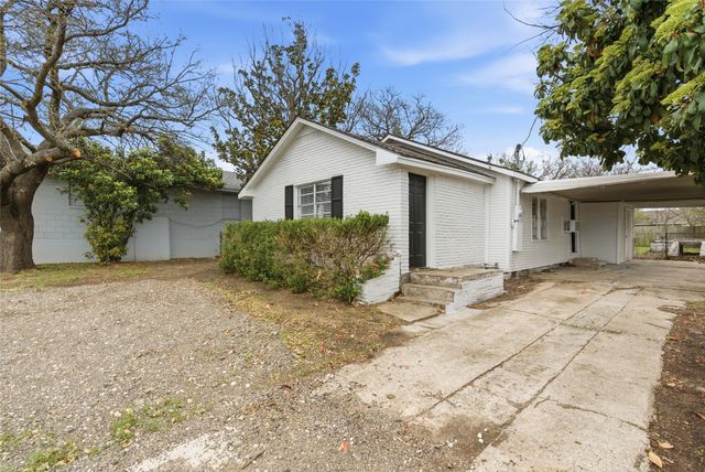 1102 Washington Street, Stephenville, TX 76401