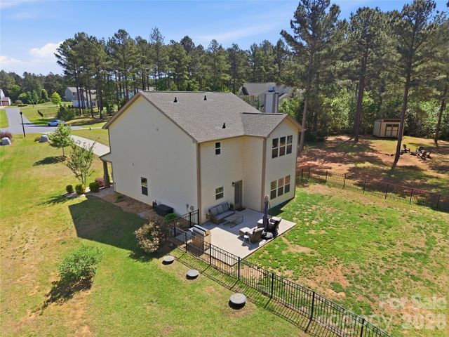 6509 Coniferous Circle, Waxhaw, NC 28173