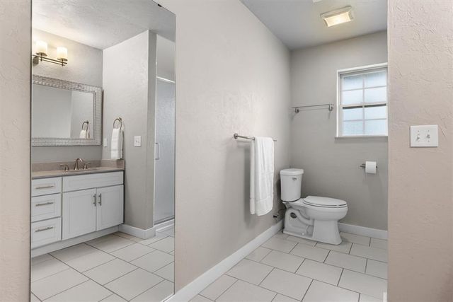 2621 NW 58th Place, Oklahoma City, OK 73112