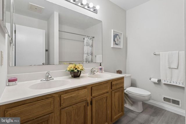 117 WILLIAM PATERSON CT, Princeton, NJ 08540