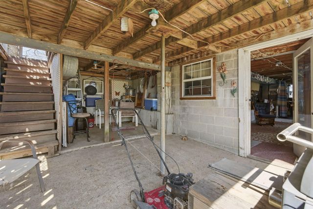 732 Skyline Drive, Forsyth, MO 65653