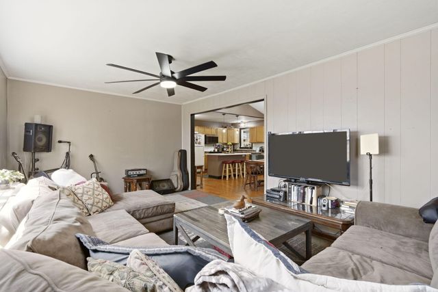 732 Skyline Drive, Forsyth, MO 65653