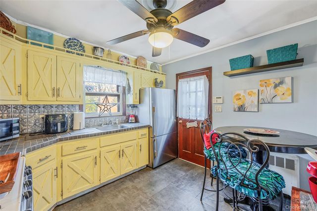 360 Arcadia Drive, West Islip, NY 11795