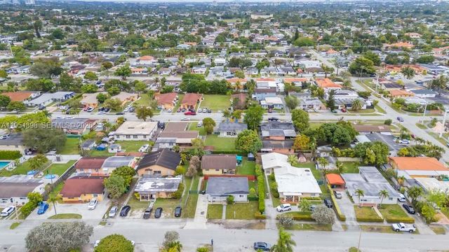 9435-9437 SW 39th St, Miami, FL 33165