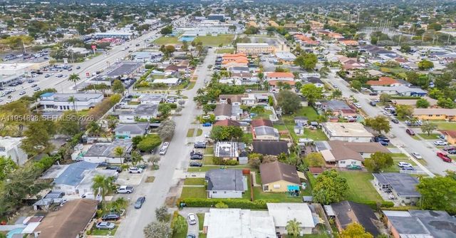 9435-9437 SW 39th St, Miami, FL 33165