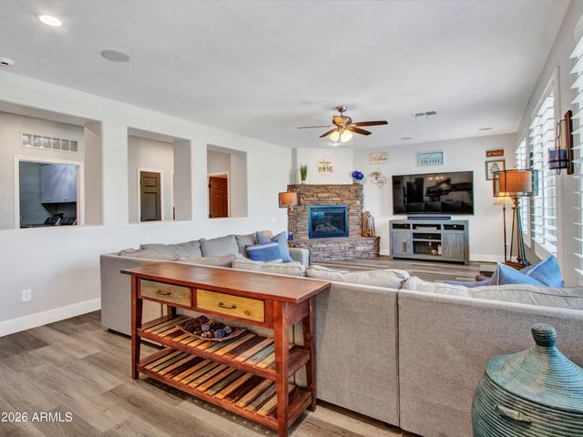 27003 N 56TH Drive, Phoenix, AZ 85083