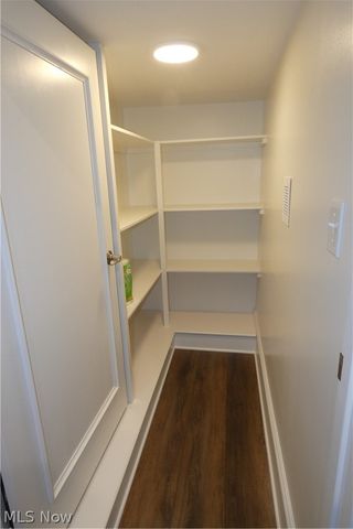 14068 Caves Road, Novelty, OH 44072