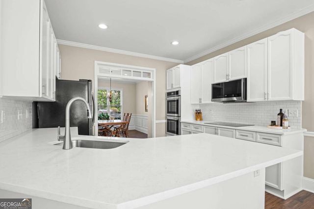 6895 Ridgefield Drive, Alpharetta, GA 30005