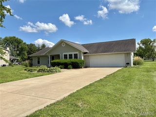 504 Coventry Road, Troy, IL 62294
