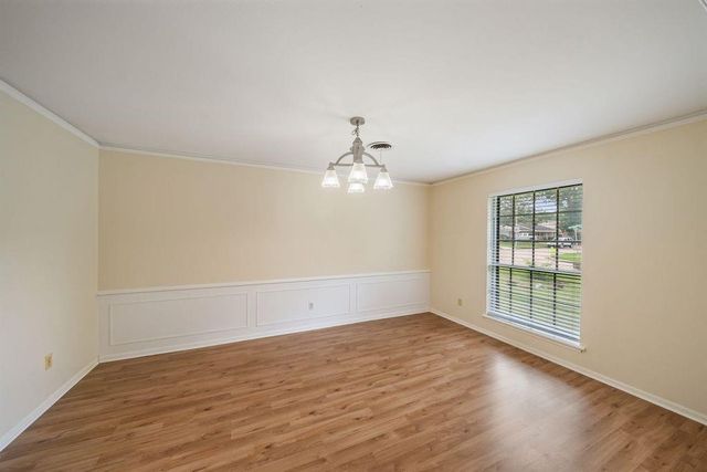 5002 Leafy Hollow Court, Houston, TX 77018
