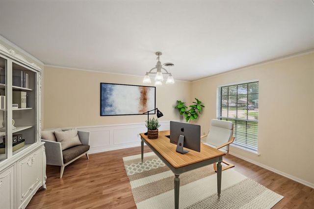 5002 Leafy Hollow Court, Houston, TX 77018