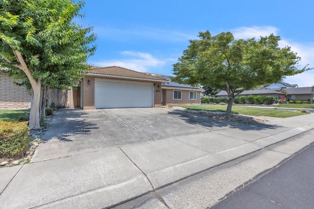 2011 Angelico Cir, Stockton, CA 95207