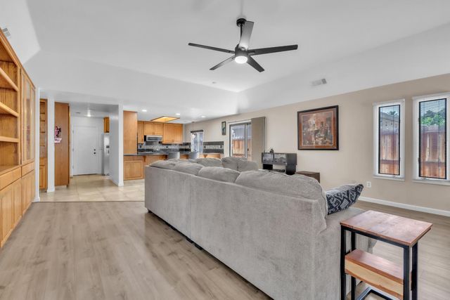 2011 Angelico Cir, Stockton, CA 95207