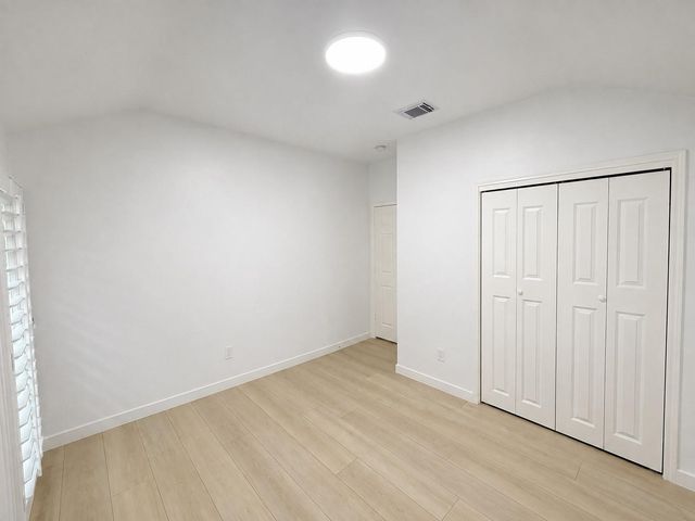 2 Wind Harp Place, The Woodlands, TX 77382
