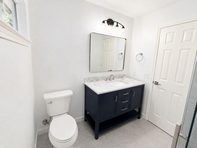 2 Wind Harp Place, The Woodlands, TX 77382