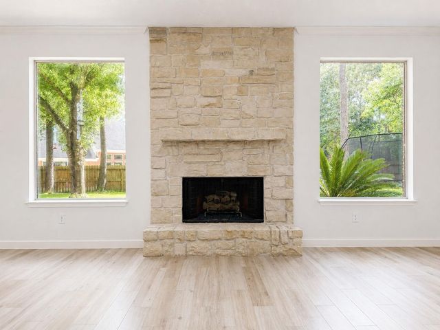 2 Wind Harp Place, The Woodlands, TX 77382