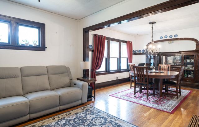 1051 Virginia Street, Saint Paul, MN 55117