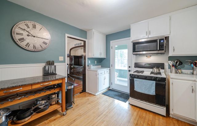 1051 Virginia Street, Saint Paul, MN 55117