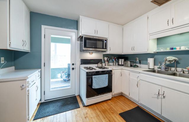 1051 Virginia Street, Saint Paul, MN 55117