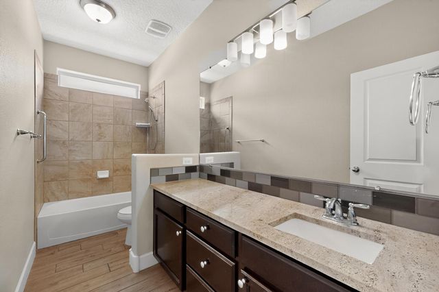 1939 Castle Peak Loop NE, Rio Rancho, NM 87144