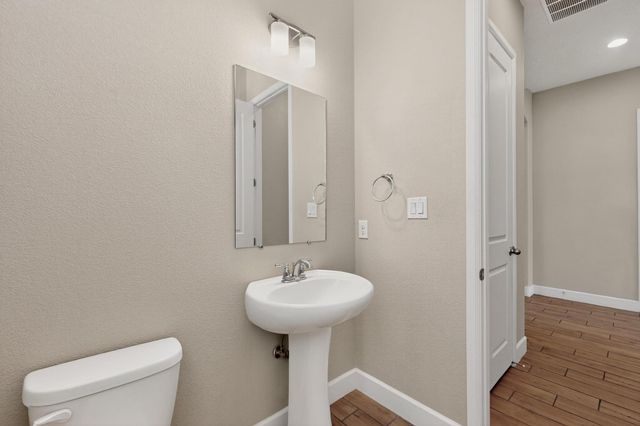 1939 Castle Peak Loop NE, Rio Rancho, NM 87144