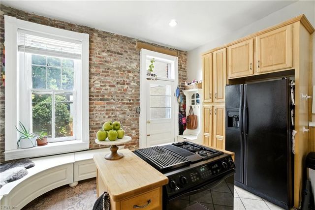 417 Court ST, Portsmouth, VA 23701