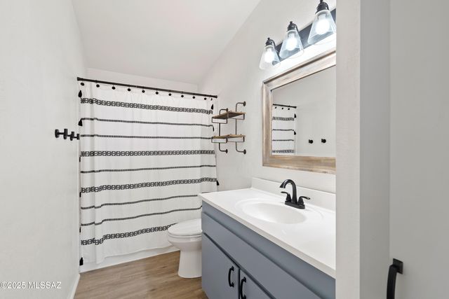 2340 W Placita Algodon, Tucson, AZ 85741