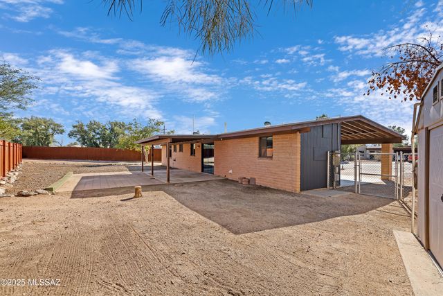 2340 W Placita Algodon, Tucson, AZ 85741