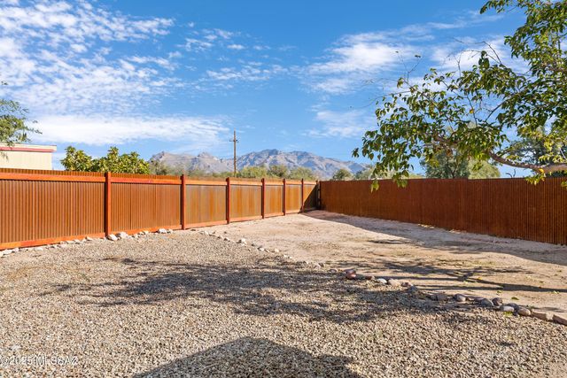 2340 W Placita Algodon, Tucson, AZ 85741