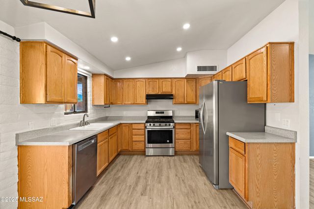 2340 W Placita Algodon, Tucson, AZ 85741