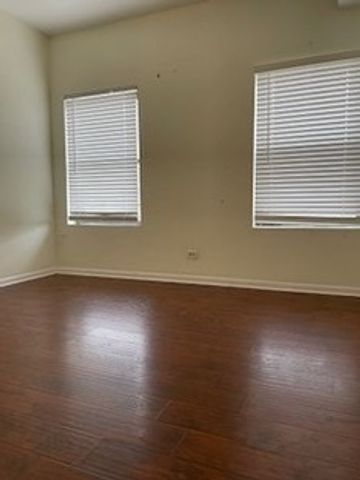 3600 S Wood Street 3R, Chicago, IL 60609