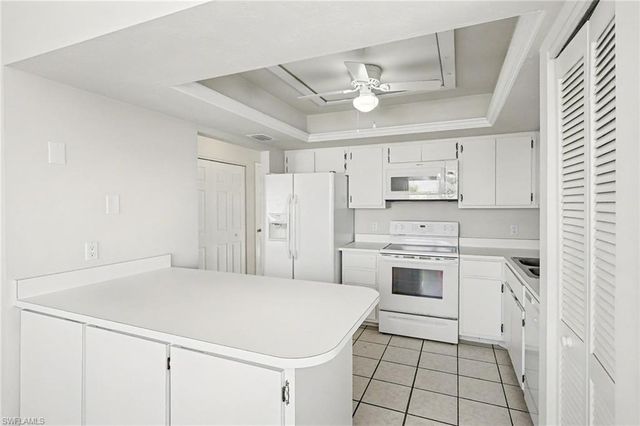 4528 SE 5th PL 8, Cape Coral, FL 33904