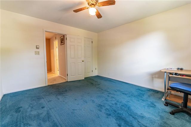 2442 Lisa Lane, Allentown City, PA 18104